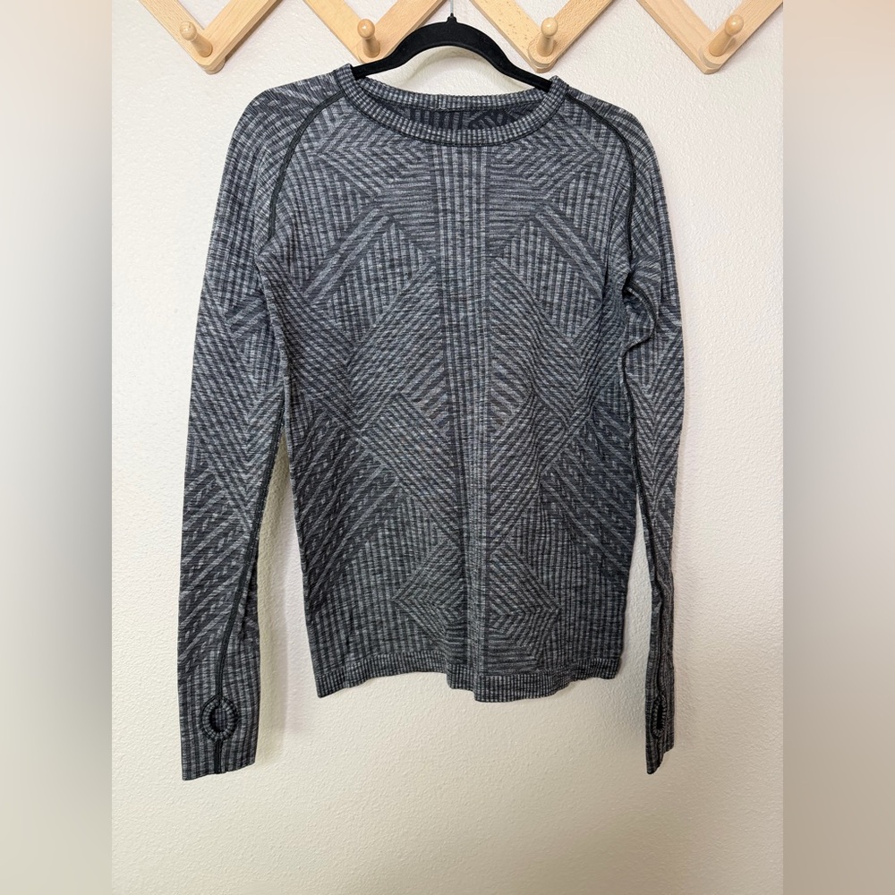 Lululemon Swiftly long sleeve Sz 10
